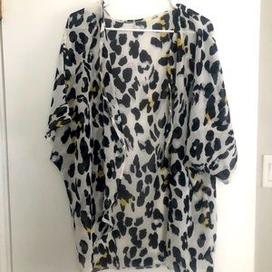 White Leopard Cheetah Print Kimono